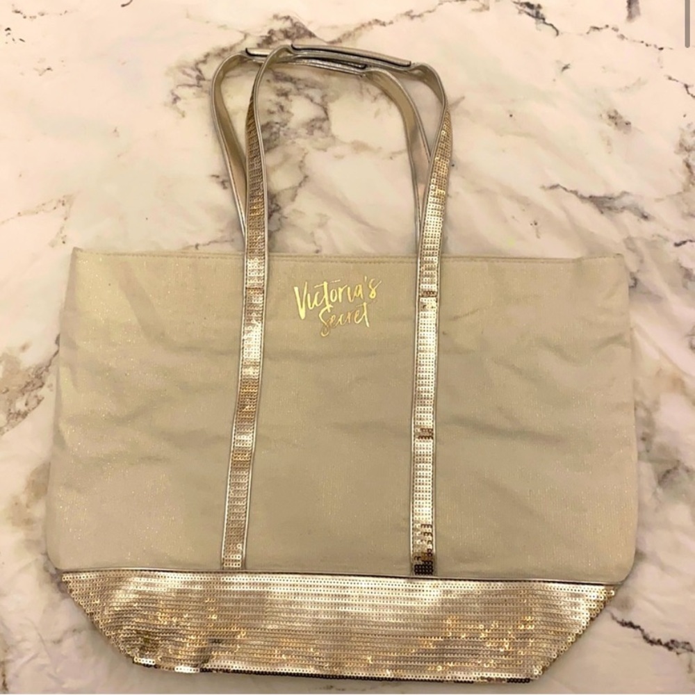 Victoria’s Secret Tote
